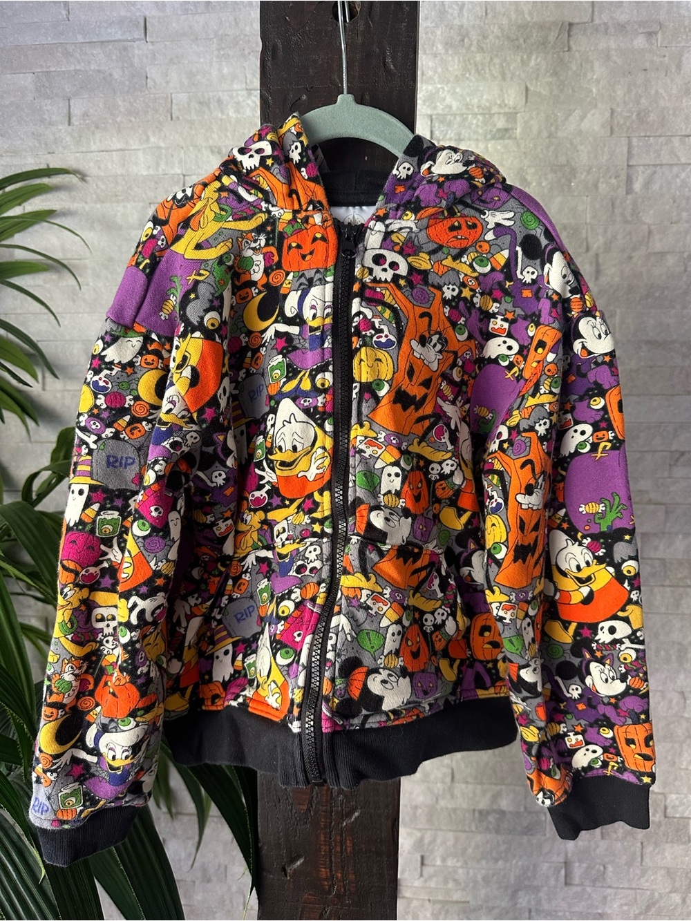 Disney Purple and Orange Halloween Spooky character Hoodie Jacket Kids Small